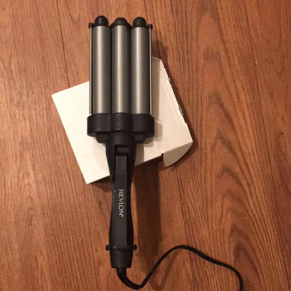 Revlon Hairy Stylers Tool